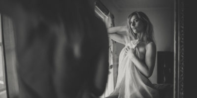 sheets and mirror in boudoir photography scranton pa